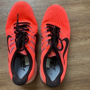 Nike running shoes size 9.5